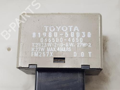 Fuse box TOYOTA LAND CRUISER PRADO (_J12_) 3.0 D-4D (KDJ120, KDJ125) | BP13216933E1 