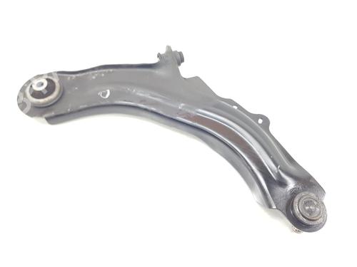 Used Right front suspension arm RENAULT CAPTUR I (J5_, H5_) 0.9 TCe 90 (90 hp) 17948160