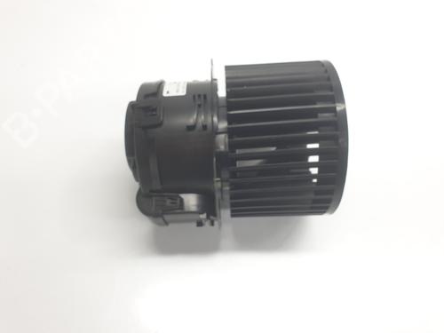 Heater blower motor OPEL ASTRA L Sports Tourer (O5) 1.2 (FRHNPJ) | BP23661557M62 