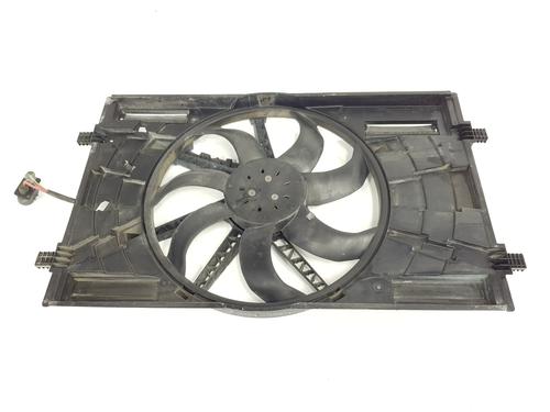 Used Radiator fan VW GOLF VII (5G1, BQ1, BE1, BE2) 1.4 TSI (150 hp) 24112646