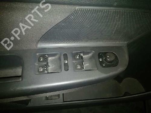 Venstre baglygte bagklap VW GOLF V (1K1) 1.6 | BP13098323C79 