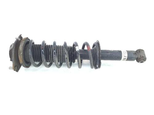 Used Right rear shock absorber SUBARU XV (_GP_) 2.0 D AWD (GPD) (147 hp) 8238036