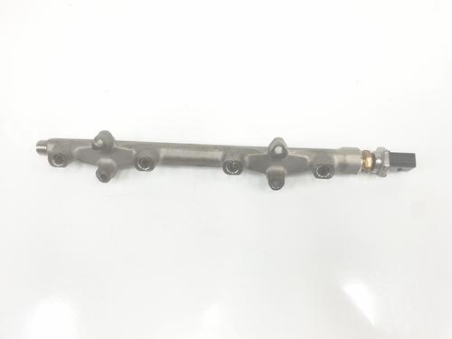 Used Injection rail Injection rail SEAT LEON (5F1) 1.5 TSI (150 hp) 34043272 34043272