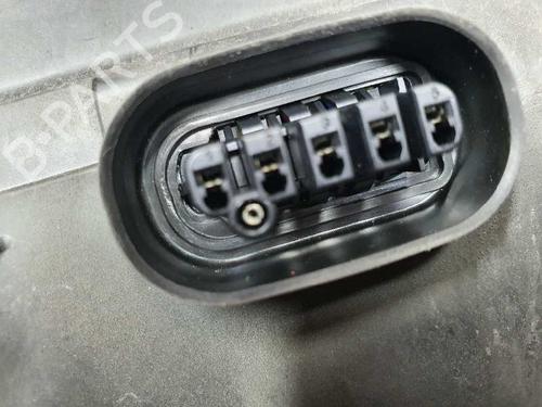 Left headlight LAND ROVER RANGE ROVER SPORT I (L320) 2.7 D 4x4 | BP6827967C28 