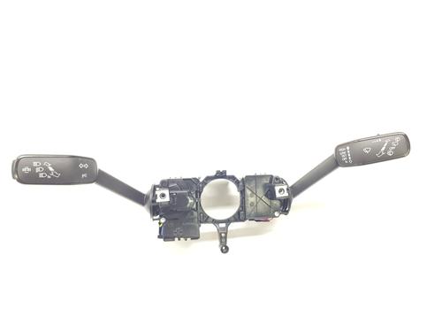 Comandi al volante SEAT ARONA (KJ7, KJP) 1.5 TSI (150 hp) 31296256