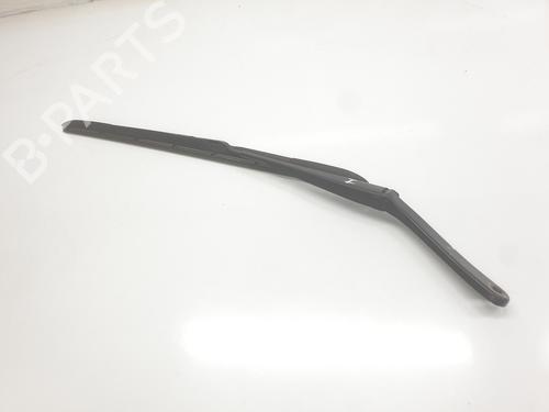 front-windshield-wiper-arm-renault-arkana-i-lcm_-ldn_-2019-34266919 main image