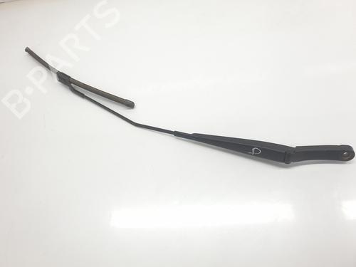 Used Front windshield wiper arm SEAT ATECA (KH7, KHP) [2016-2025]  29179071