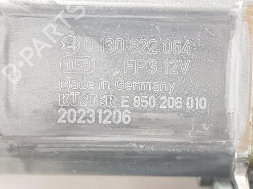 Right front window motor SEAT ARONA (KJ7, KJP) 1.0 TSI | BP29064509E20