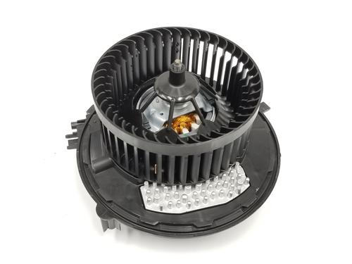 Ventilator motor VW GOLF VIII (CD1, DA1) 2.0 TDI (116 hp) 14107457