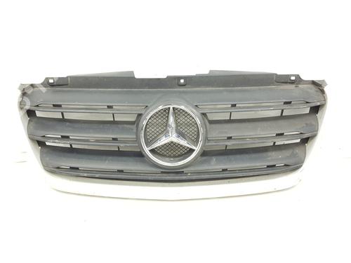 Used Grille Grille MERCEDES-BENZ SPRINTER 3,5-t Van (B906) 311 CDI (906.631, 906.633, 906.635, 906.637) (114 hp) 35806138 35806138