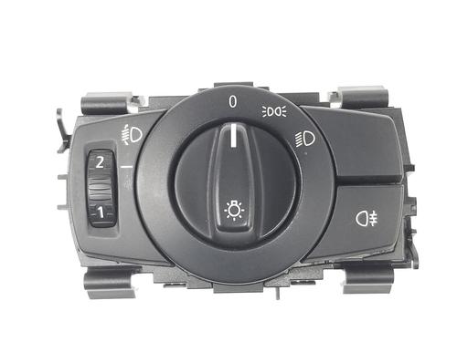 Used Headlight switch BMW 1 Coupe (E82) 118 d (143 hp) 8259007