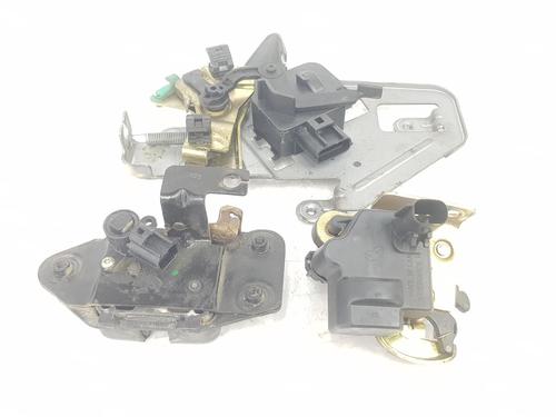 Used Tailgate lock JEEP GRAND CHEROKEE II (WJ, WG) 2.7 CRD 4x4 (163 hp) 14932884