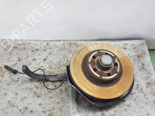 Used Left front steering knuckle MERCEDES-BENZ E-CLASS (W211) E 320 CDI (211.026) (204 hp) 29313558