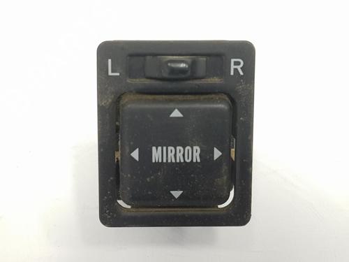 Used Mirror switch TOYOTA LAND CRUISER 90 (_J9_) 3.0 TD (KZJ90_, KZJ95_, KZJ90R, KZJ95R, KZJ90W, KZJ95W) (125 hp) 9109168