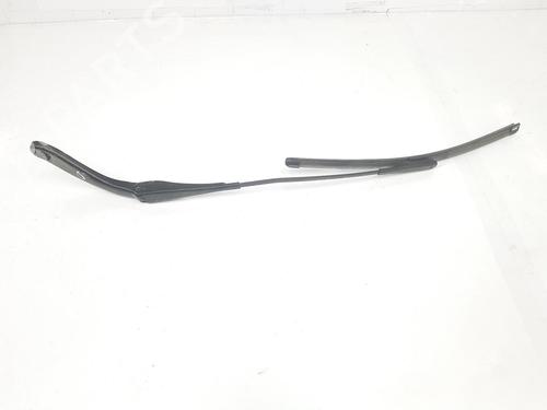 Used Front windshield wiper arm BMW 1 (F20) 116 d (116 hp) 8530849