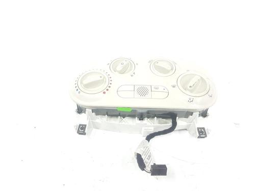 Used Climate control FIAT 500 (312_) 1.3 D Multijet (312AXB1A) (75 hp) 7881354