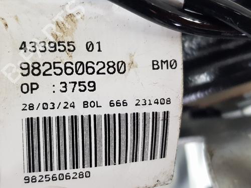 Right front steering knuckle OPEL ASTRA L Sports Tourer (O5) 1.2 (FRHNPJ) | BP25494385M26 