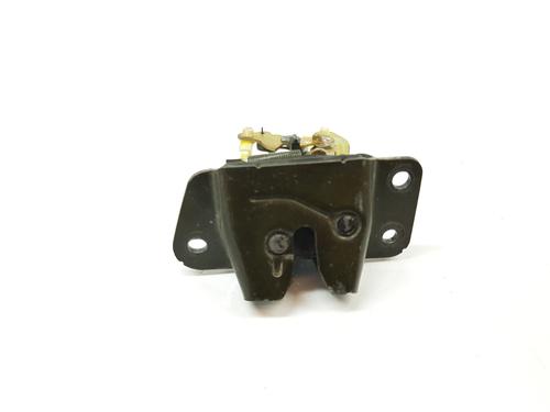 Used Tailgate lock HYUNDAI SANTA FÉ I (SM) 2.0 CRDi 4x4 (113 hp) 17904351