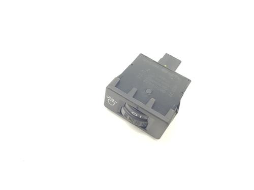Headlight switch PEUGEOT 208 I (CA_, CC_) 1.2 VTI 82 | BP18904787I24 