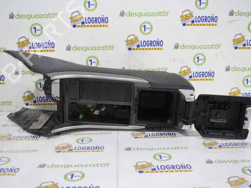 Armrest / Center console LAND ROVER RANGE ROVER SPORT I (L320) 2.7 D 4x4 | BP7894741I20 