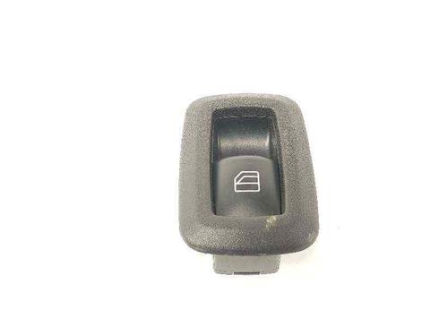 Used Right rear window switch Right rear window switch MERCEDES-BENZ B-CLASS Sports Tourer (W245) B 180 CDI (245.207) (109 hp) 6824813 6824813