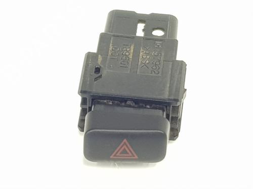 Bouton de warning TOYOTA HILUX VII Pickup (_N1_, _N2_, _N3_) 2.5 D-4D 4WD (KUN25) (144 hp) 31975216