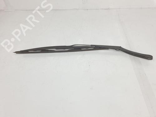 Used Front windshield wiper arm MERCEDES-BENZ C-CLASS Coupe (CL203) C 180 (203.735) (129 hp) 9840844