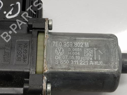 Right front window motor VW TRANSPORTER T6 Van (SGA, SGH, SHA, SHH) 2.0 TDI | BP21132046E20 