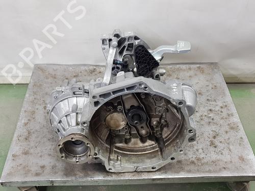 gearbox-vw-touran-5t1-2015-36864724 main image