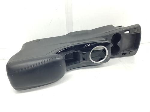 Armrest / Center console NISSAN LEAF (ZE0) Electric | BP11687121I20 