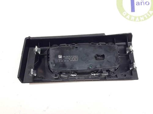 Headlight switch BMW 1 (F21) 118 d | BP4241690I24 