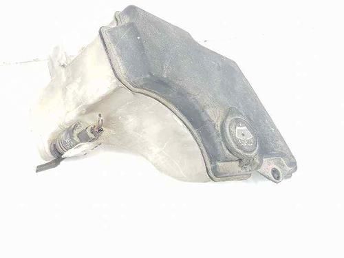 windscreen-washer-tank-bmw-3-e46-320-d-61667007970-1997-1998-1999-2000-2001-2002-2003-2004-2005-7417681 main image
