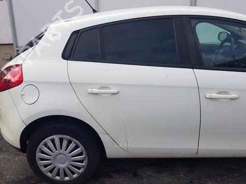 Right front fog light FIAT BRAVO II (198_) 1.6 D Multijet (198AXH1B) | BP30731579C31 