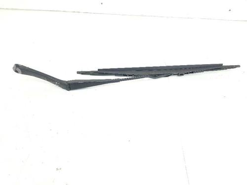 Used Front windshield wiper arm MERCEDES-BENZ C-CLASS (W203) C 200 CDI (203.004) (116 hp) 3525710