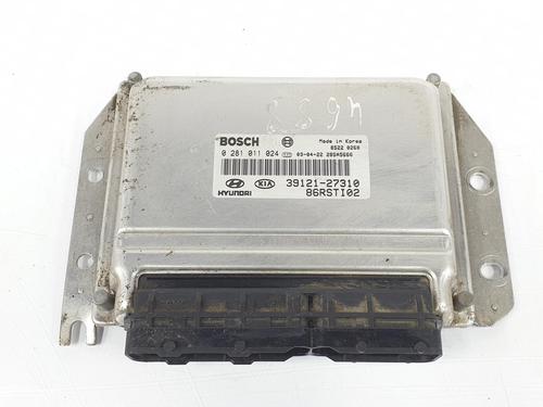 Used Engine control unit (ECU) KIA CARENS II MPV (FJ) 2.0 CRDi (113 hp) 9540890