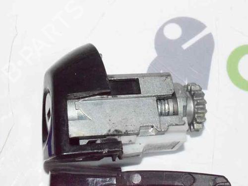 Front left exterior door handle BMW 1 (F21) 120 d | BP1637610C128 