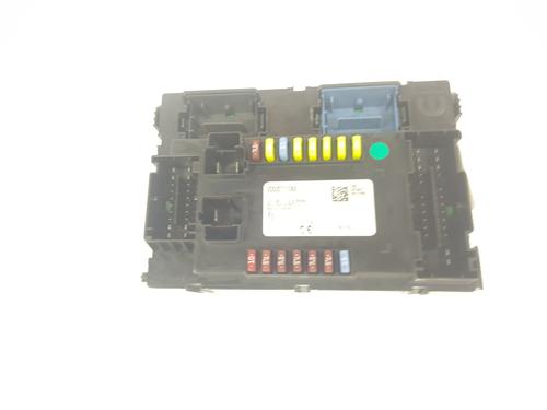 Used Fuse box Fuse box 36888038 36888038
