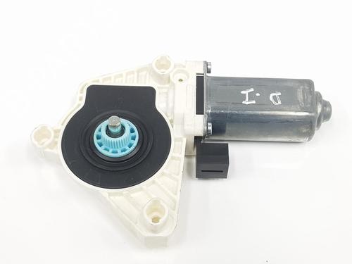 Used Left front window motor VW GOLF VII (5G1, BQ1, BE1, BE2) 1.4 TSI (125 hp) 17440733