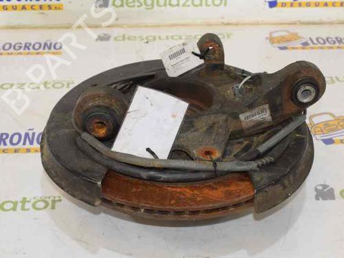 Used Right rear steering knuckle LAND ROVER RANGE ROVER III (L322) 3.0 D 4x4 (177 hp) 10258305