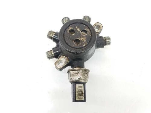 Used Injection rail FORD FOCUS II (DA_, HCP, DP) [2004-2013]  7713111