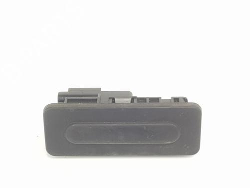 Used Tailgate handle PEUGEOT 5008 II (MC_, MJ_, MR_, M4_) [2016-2026]  31857060