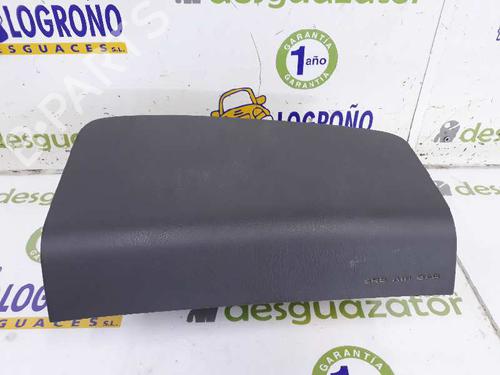 Used Passenger airbag KIA CARNIVAL I (UP) 2.9 TDi (126 hp) 1555831