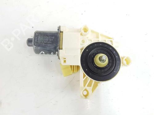 Right rear window motor MERCEDES-BENZ C-CLASS (W204) C 200 CDI (204.007, 204.006) | BP6425570E22 