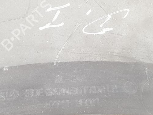 Front left wheel arch trim KIA SORENTO I (JC) 2.5 CRDi 4WD | BP15809047C134 