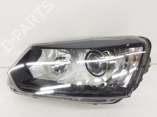 Used Left headlight SKODA YETI (5L) 2.0 TDI (140 hp) 10343175