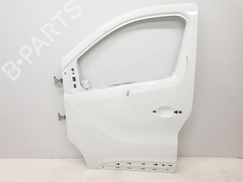 Used Left front door RENAULT TRAFIC III Van (FG_) 1.6 dCi 140 (FGMA, FGMC) (140 hp) 30682071