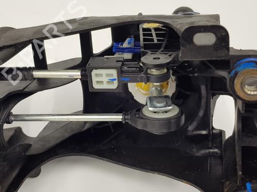 Gear lever RENAULT CLIO V (B7_) 1.0 TCe 90 (B7MT) | BP20657840M90 