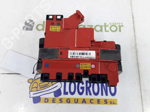Used Fuse box BMW 5 Touring (F11) 535 d (299 hp) 2425411