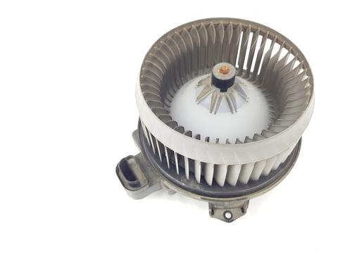 Used Heater blower motor TOYOTA LAND CRUISER PRADO (_J15_) 3.0 D-4D (KDJ155_, KDJ150_, KDJ150R, KDJ155R) (190 hp) 21002476