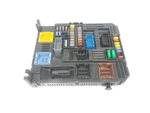 Used Fuse box CITROËN C4 CACTUS 1.2 PureTech 130 (131 hp) 11353805